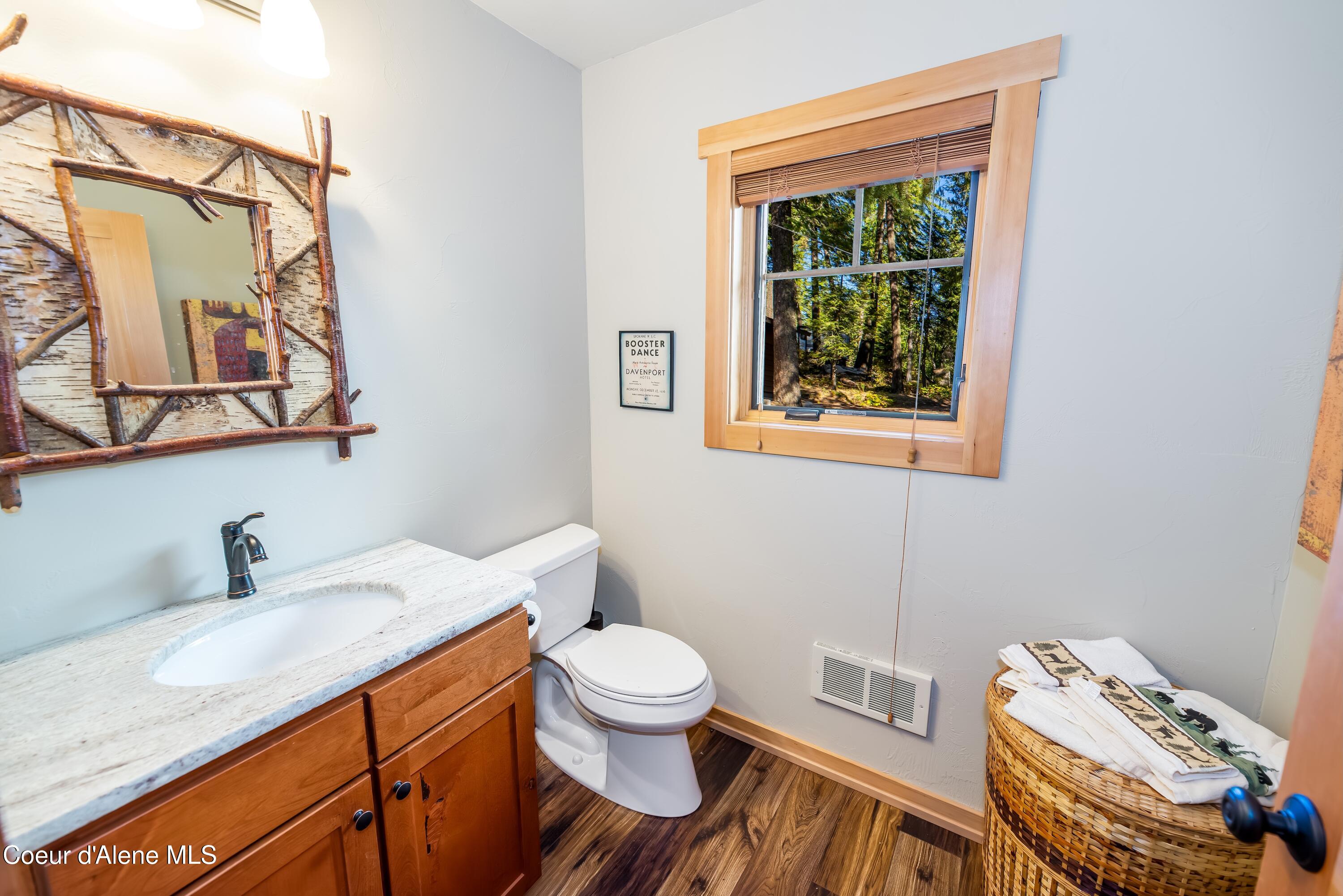 308 Powerline Road Coolin, ID 83821 - Photo 40 of 52 Master Bathroom