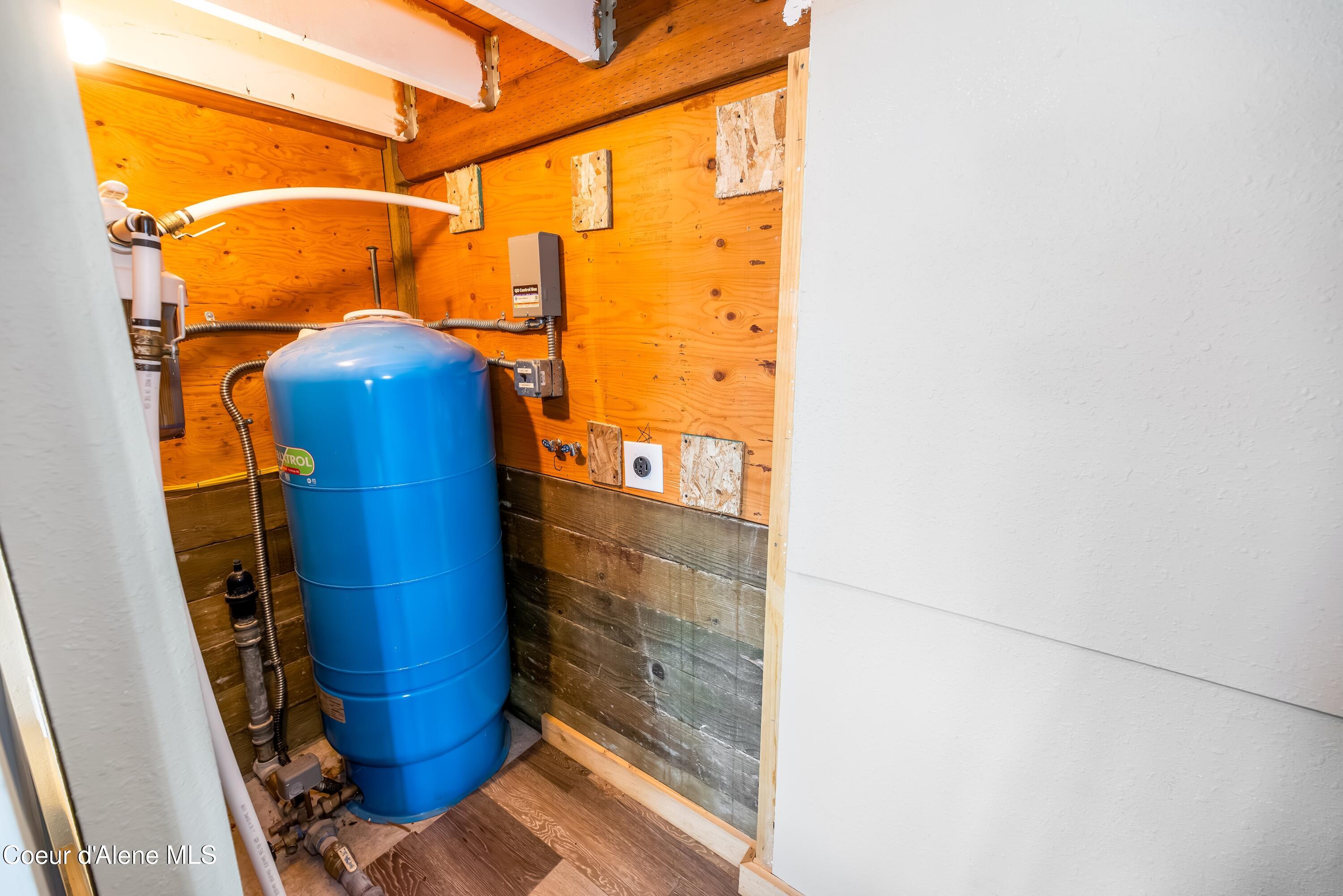 308 Powerline Road Coolin, ID 83821 - Photo 45 of 52 Pump