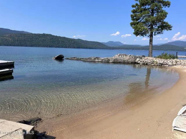 $2,500,000 | 308 Powerline Road, Coolin, ID 83821