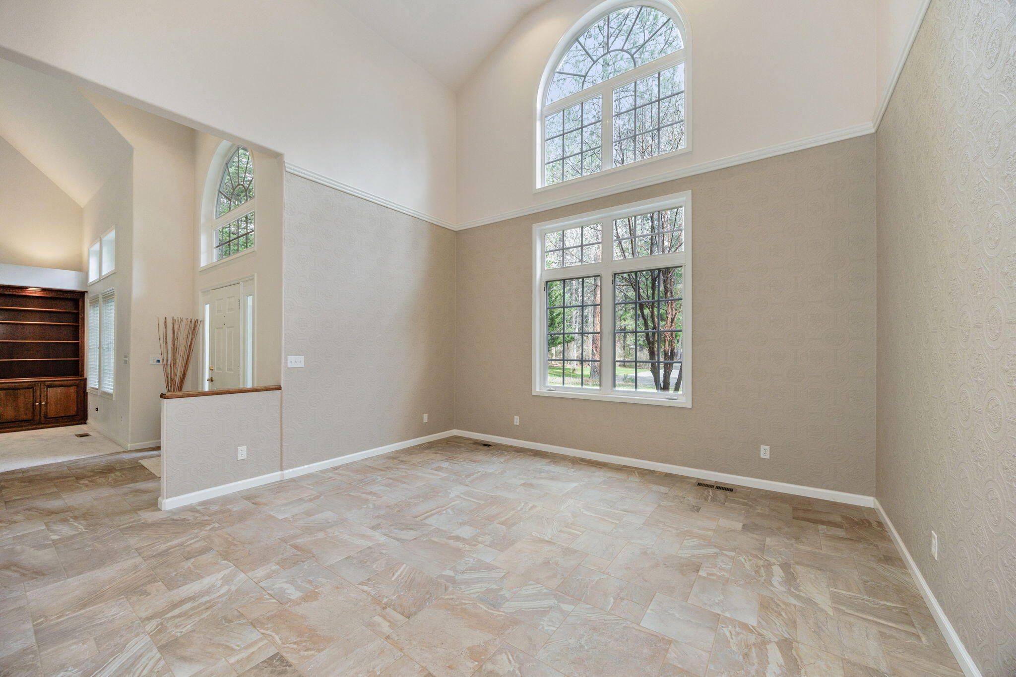7081 Redthorne Road Rogue River, OR 97537 - Photo 16 of 58 a view of an empty room with a window