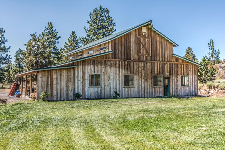 21295 Back Alley Road Bend, OR 97702 - Photo 59 of 83 Back Alley Rd 21295 Web (57 of 86)