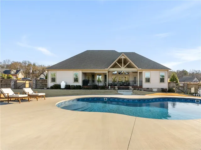 $684,900 | 321 Lanovia Court, Boiling Springs, SC 29316