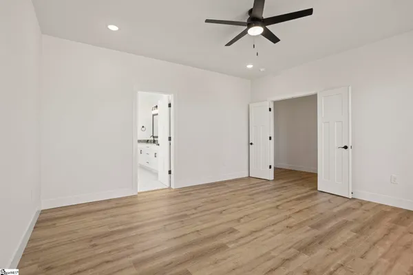 $949,900 | 4495 Hawkins Road, Greer, SC 29651