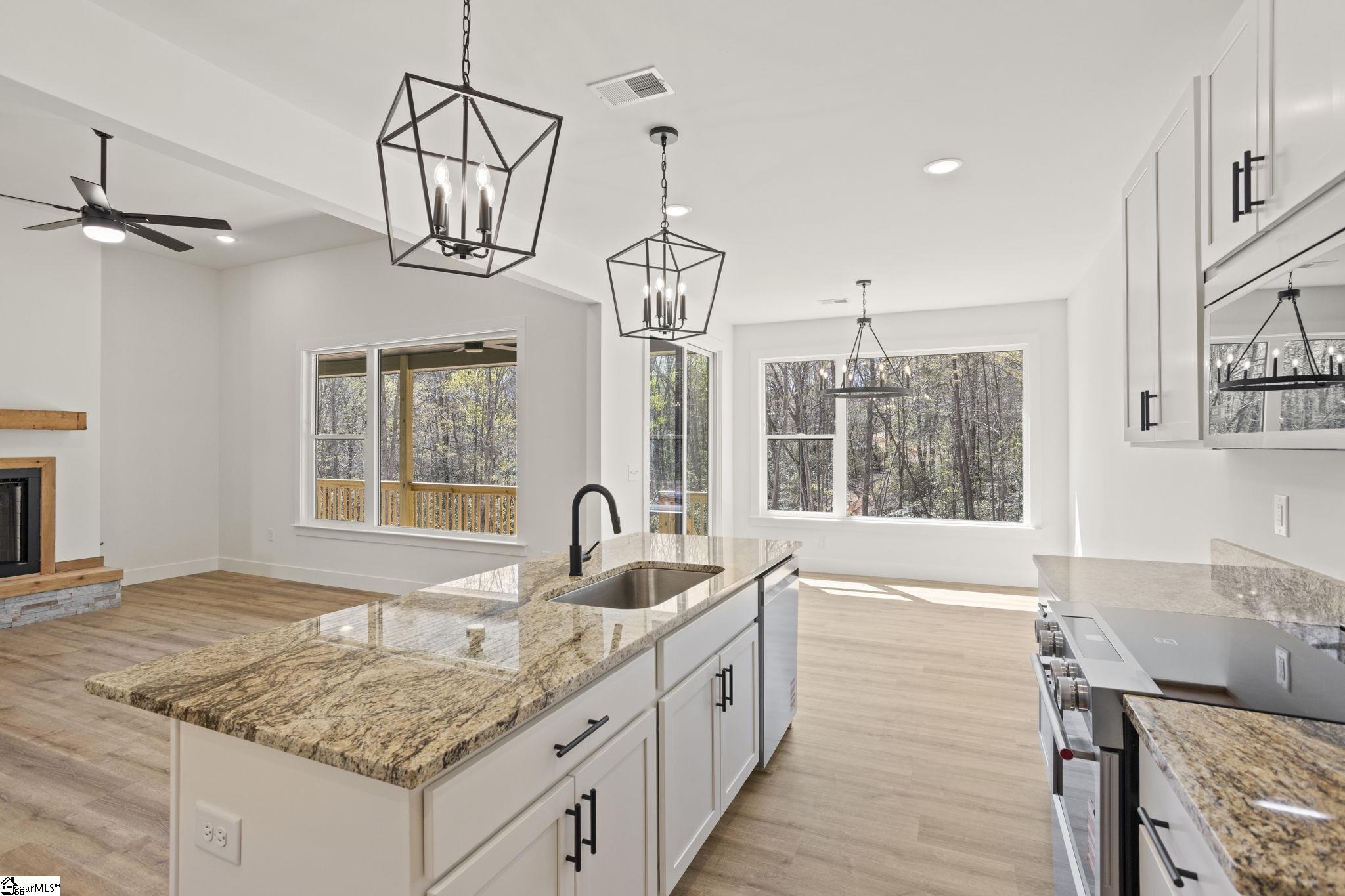 4495 Hawkins Road Greer, SC 29651 - Photo 9 of 45