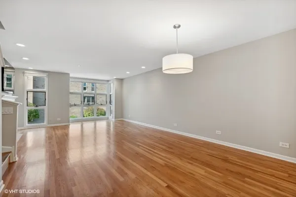 $6,500 | 2335 North Wayne Avenue, Chicago, IL 60614