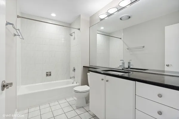 $6,500 | 2335 North Wayne Avenue, Chicago, IL 60614