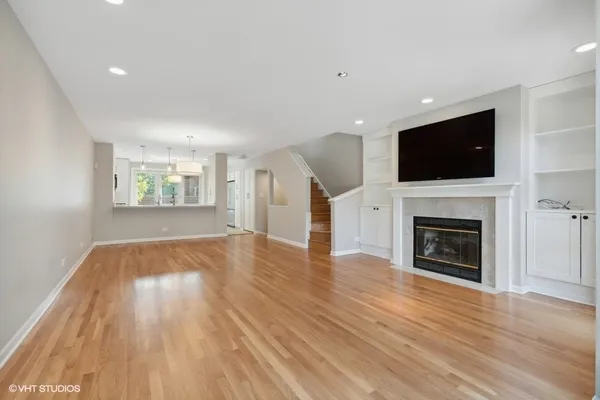 $6,500 | 2335 North Wayne Avenue, Chicago, IL 60614