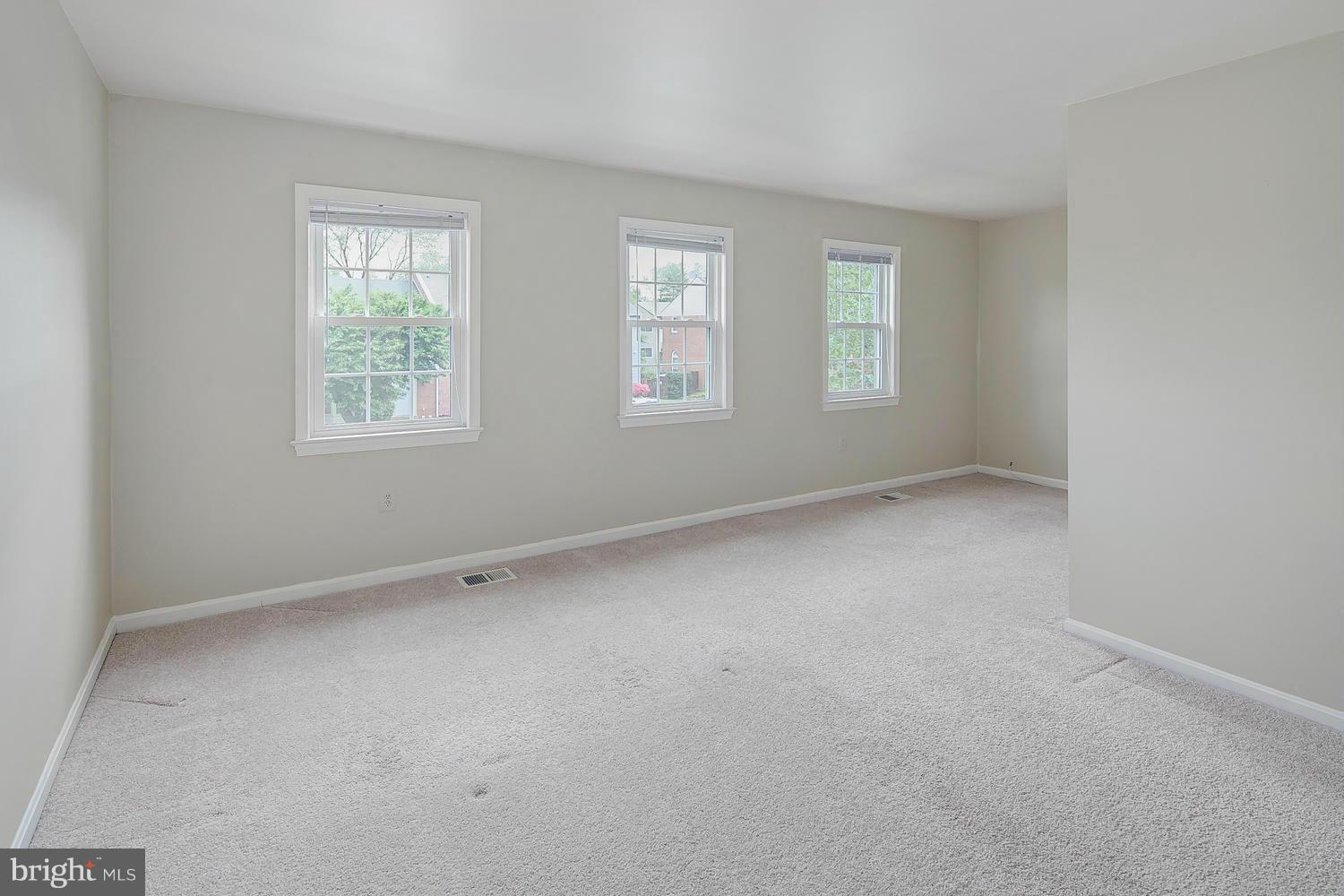 8060 Powderbrook Lane Springfield, VA 22153 - Photo 12 of 30 Bedroom (Master)