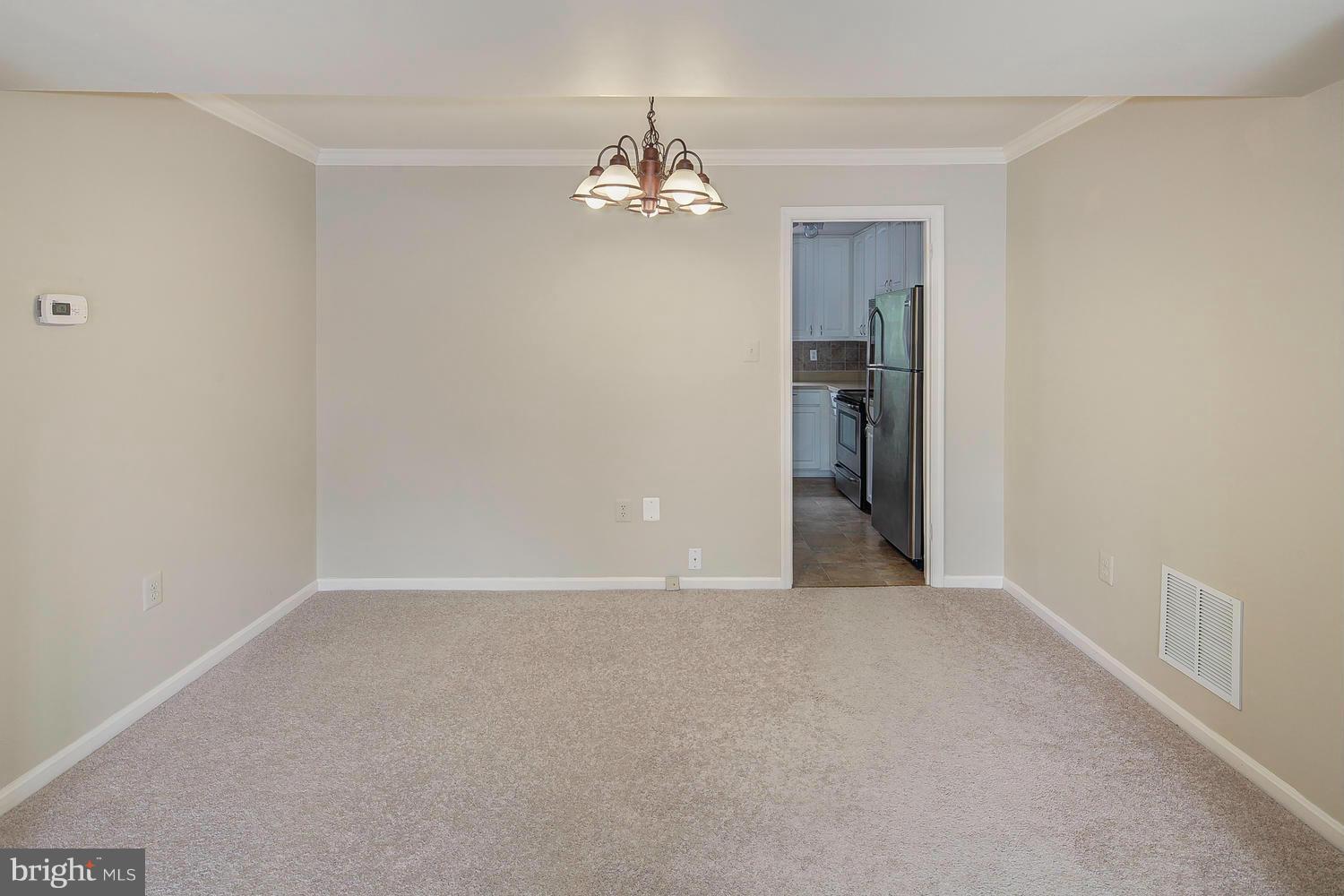 8060 Powderbrook Lane Springfield, VA 22153 - Photo 5 of 30 Dining Room