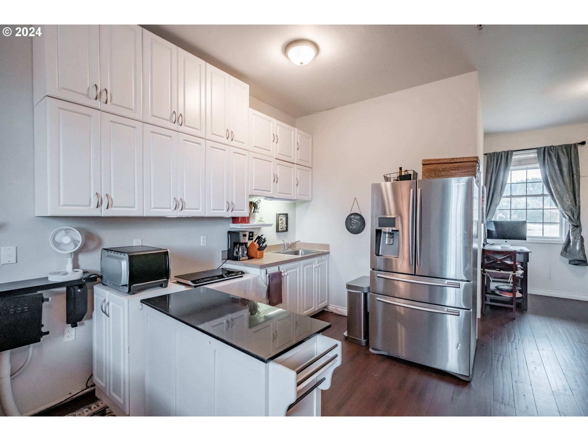 17494 Powers Creek Loop Road Northeast Silverton, OR 97381 - Photo 12 of 43