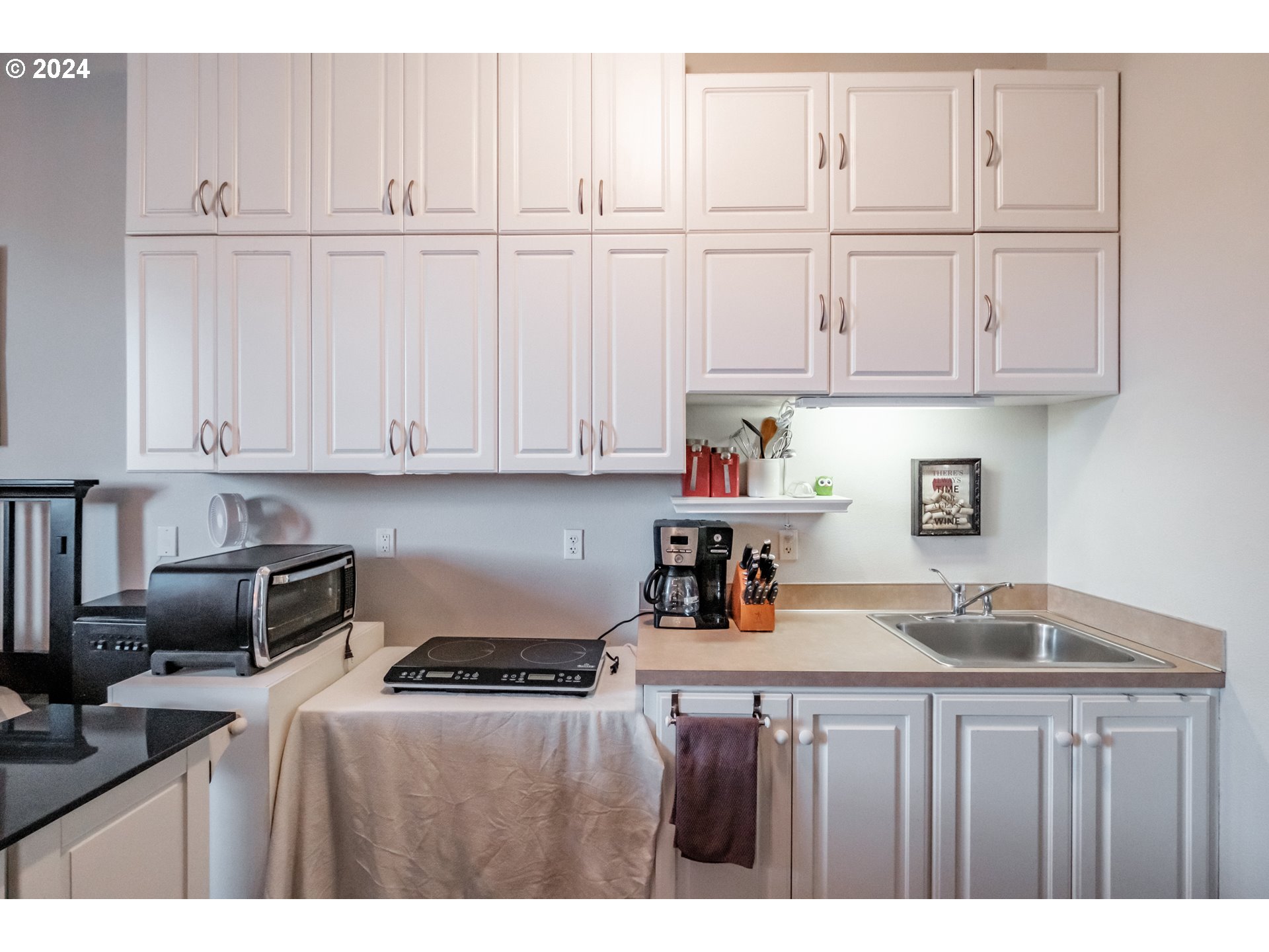 17494 Powers Creek Loop Road Northeast Silverton, OR 97381 - Photo 15 of 43