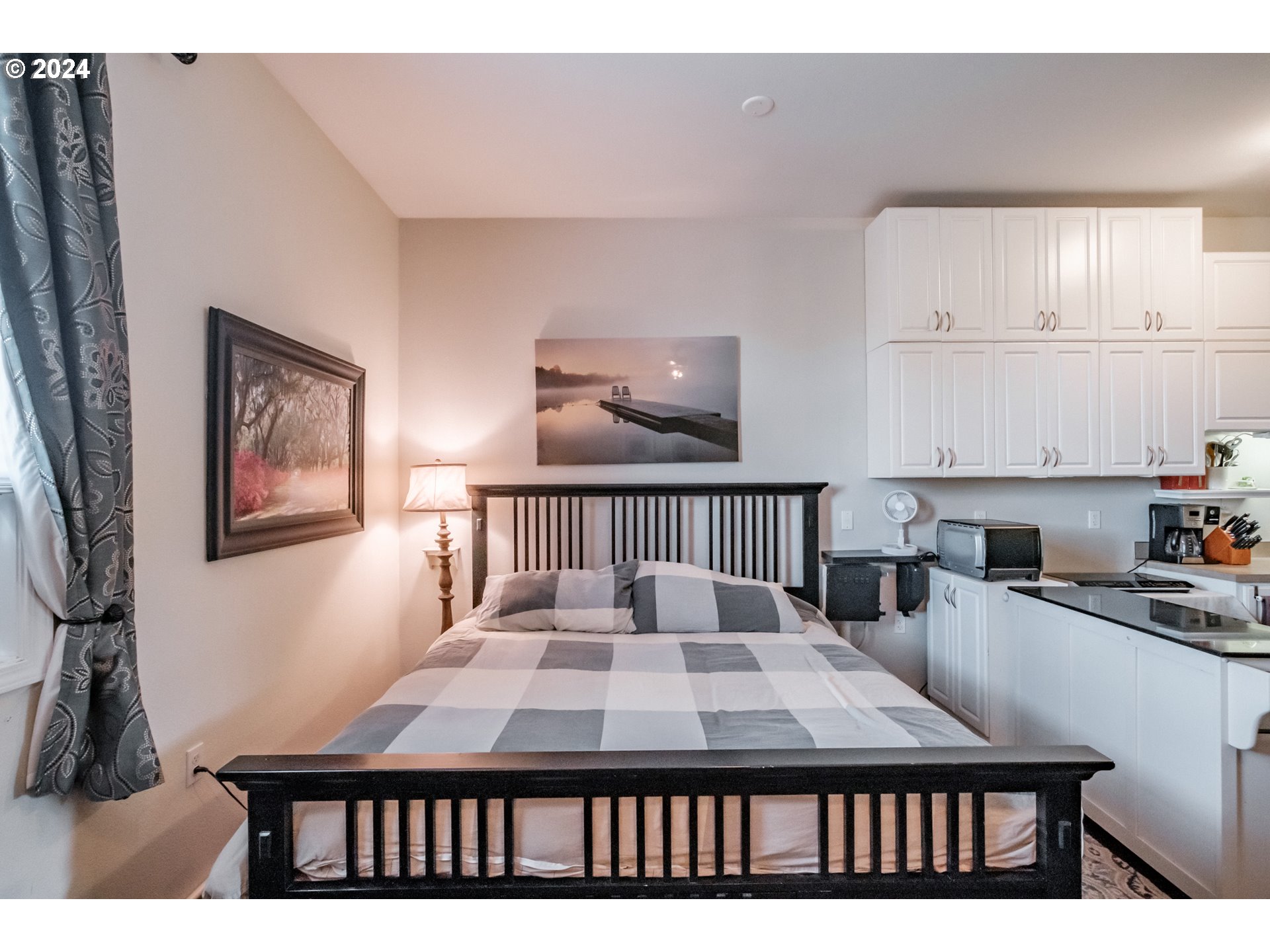 17494 Powers Creek Loop Road Northeast Silverton, OR 97381 - Photo 18 of 43