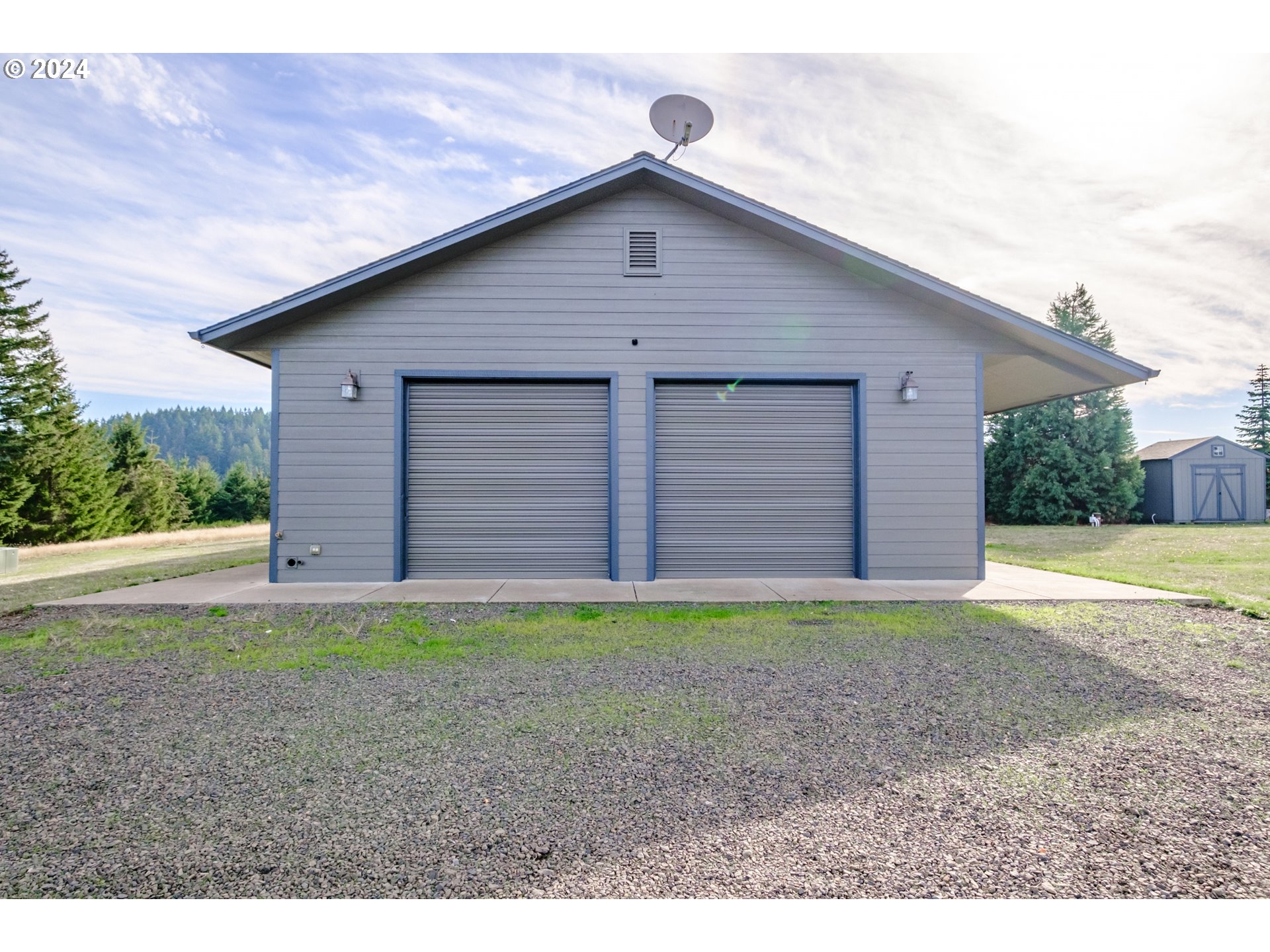 17494 Powers Creek Loop Road Northeast Silverton, OR 97381 - Photo 8 of 43