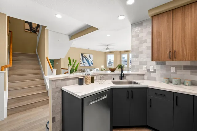 $899,800 | 6264 Rocky Point Court, Oakland, CA 94605