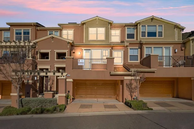 $899,800 | 6264 Rocky Point Court, Oakland, CA 94605