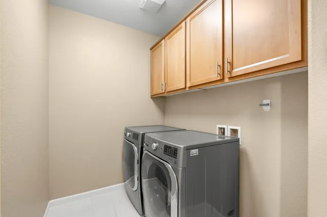 $899,800 | 6264 Rocky Point Court, Oakland, CA 94605