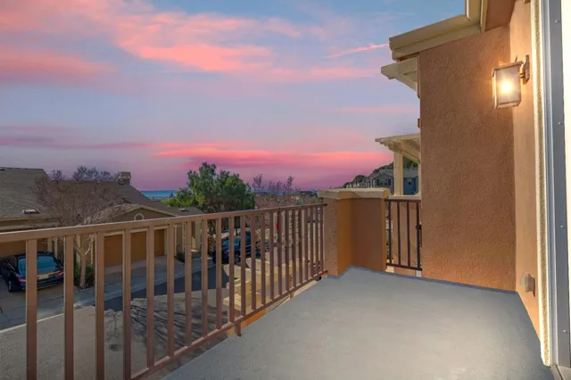 $899,800 | 6264 Rocky Point Court, Oakland, CA 94605