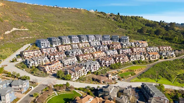 $899,800 | 6264 Rocky Point Court, Oakland, CA 94605