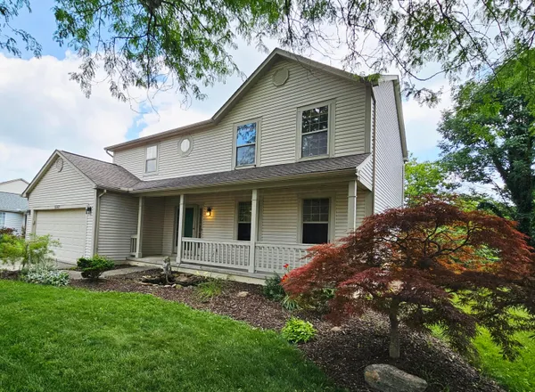 $359,900 | 5560 Forest Glen Drive, Grove City, OH 43123