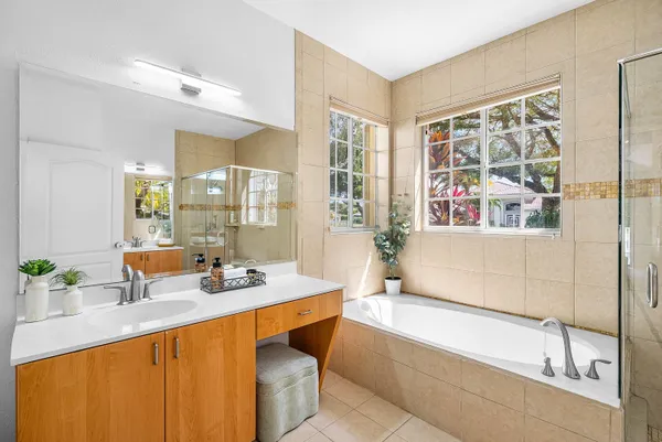 $999,000 | 7505 Northwest 65th Lane, Parkland, FL 33067