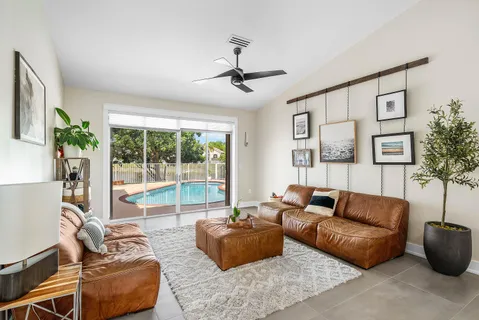 $999,000 | 7505 Northwest 65th Lane, Parkland, FL 33067