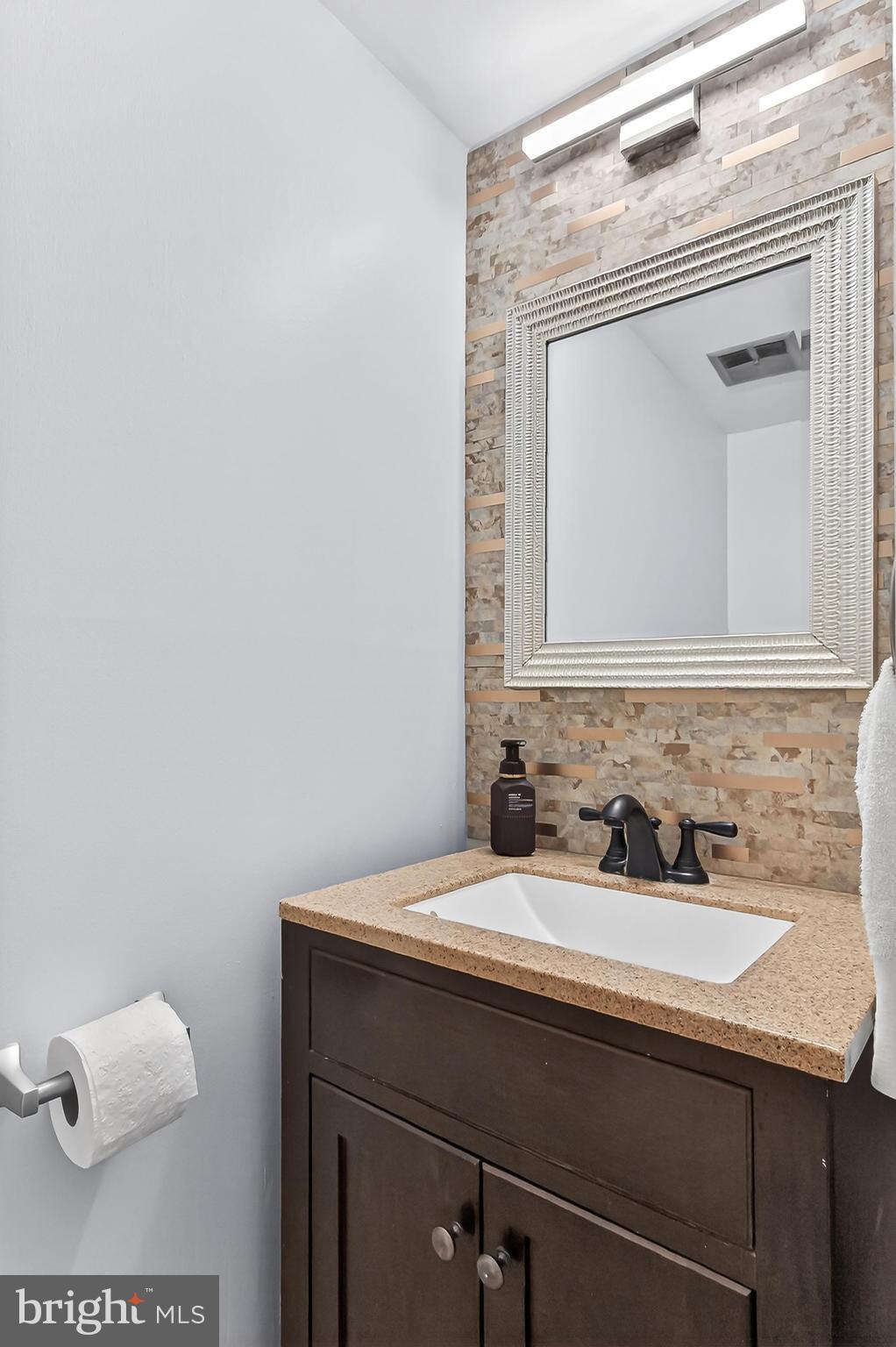 8495 Kitchener Drive Springfield, VA 22153 - Photo 20 of 57