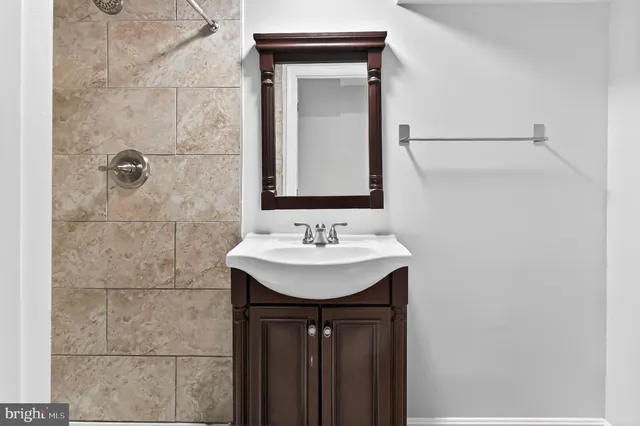 $550,000 | 8495 Kitchener Drive, Springfield, VA 22153