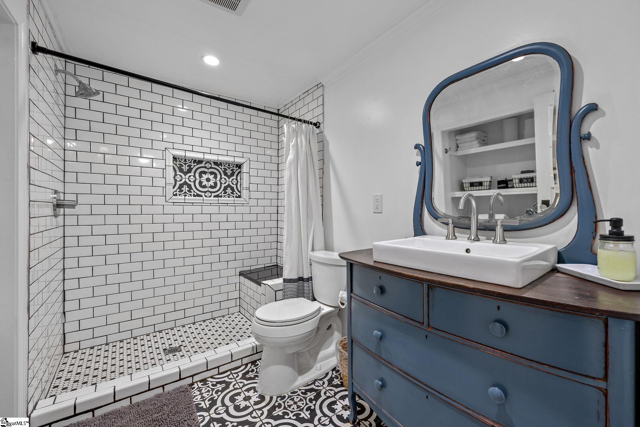 308 North Main Street Travelers Rest, SC 29690 - Photo 21 of 39