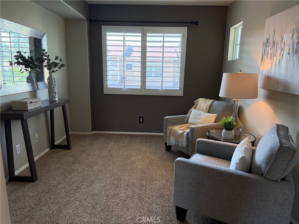 155 Zephyr Run Tustin, CA 92782 - Photo 21 of 29 3rd Floor Bedroom / Sitting Room