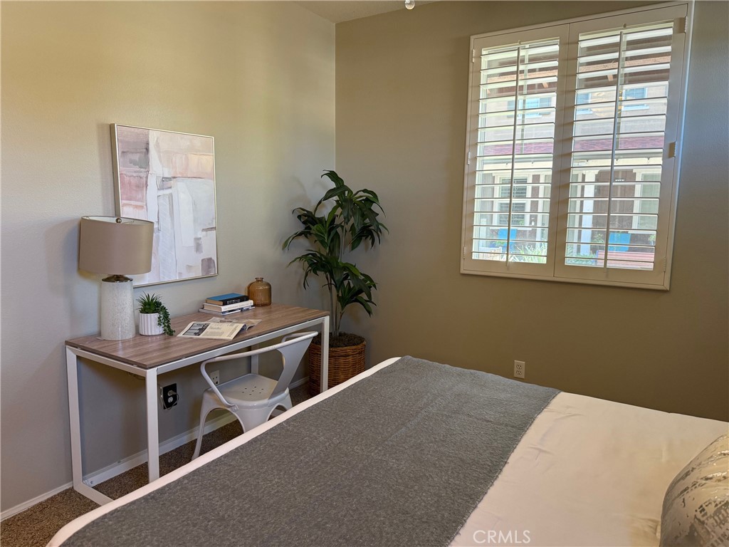 155 Zephyr Run Tustin, CA 92782 - Photo 6 of 29 1st Floor Bedroom