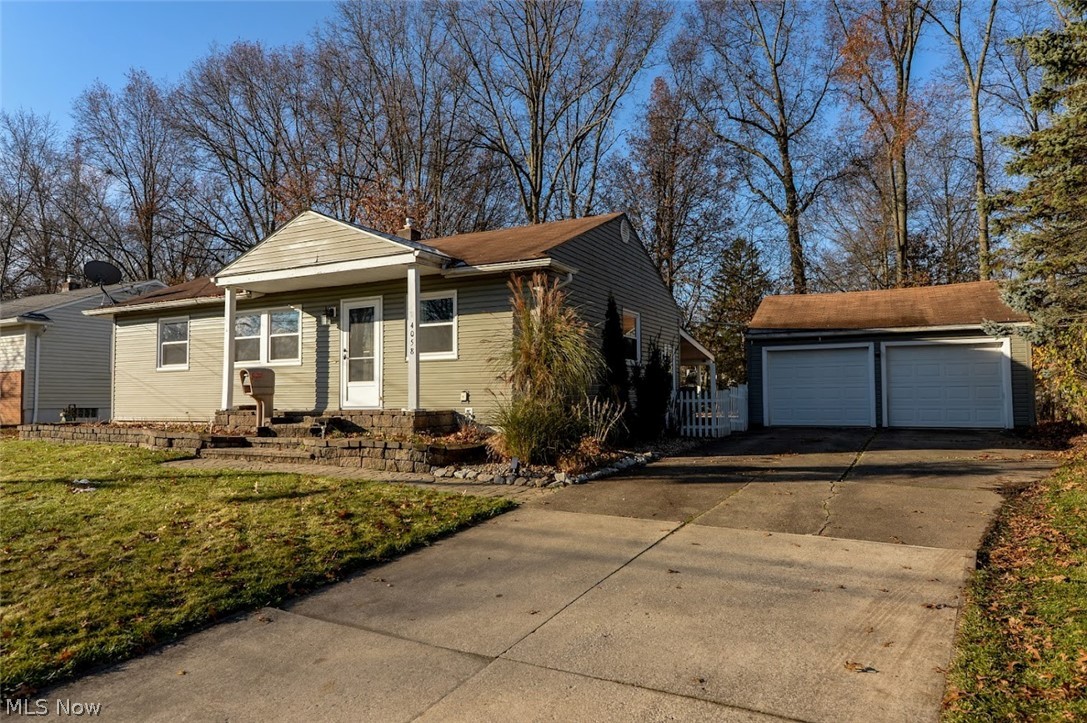 4058 Kenneth Road Stow, OH 44224 - Photo 1 of 23