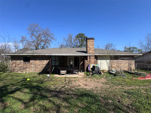$175,000 | 105 Rutherford Street, Mount Vernon, TX 75457