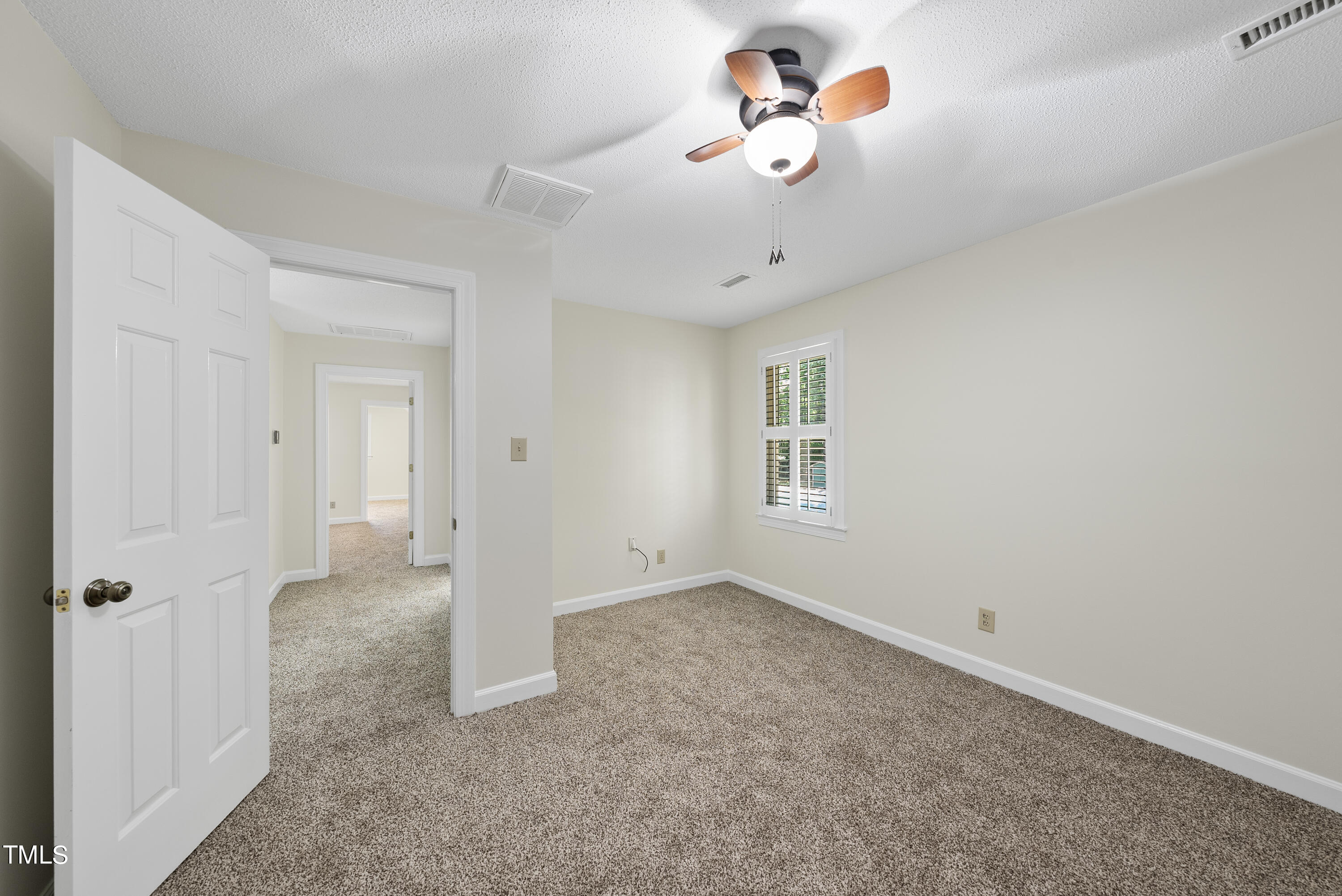 8100 Kingsland Drive Raleigh, NC 27613 - Photo 15 of 37 DSC02791
