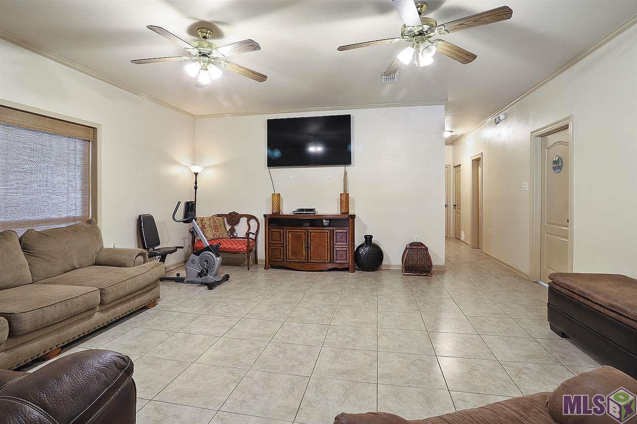 11480 George Lambert Road St. Amant, LA 70774 - Photo 3 of 10 Gallery Image 3