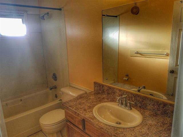 1815 North Raymond Road Spokane, WA 99206 - Photo 6 of 11