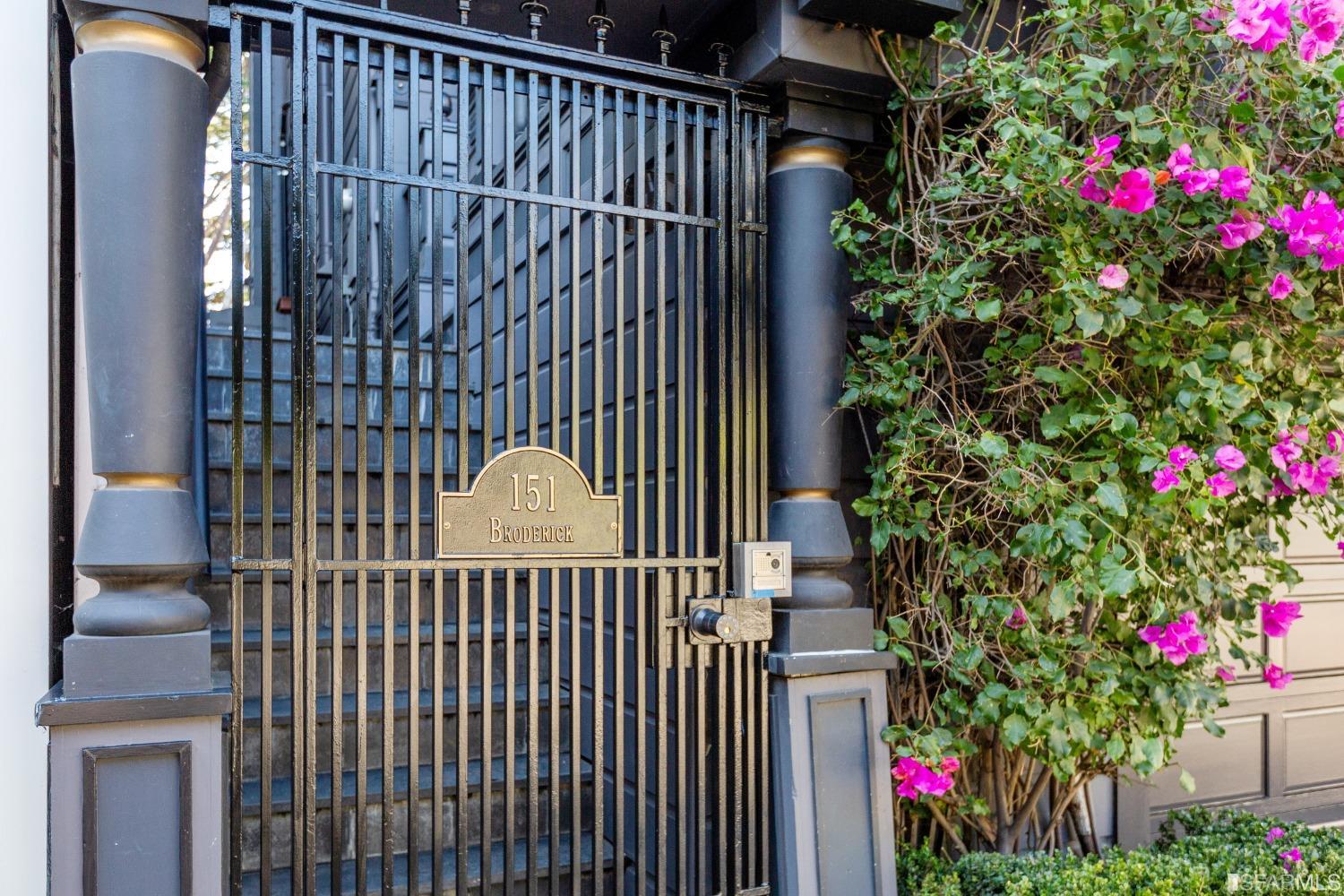 151 Broderick Street San Francisco, CA 94117 - Photo 2 of 39 a view of a house with a flower garden