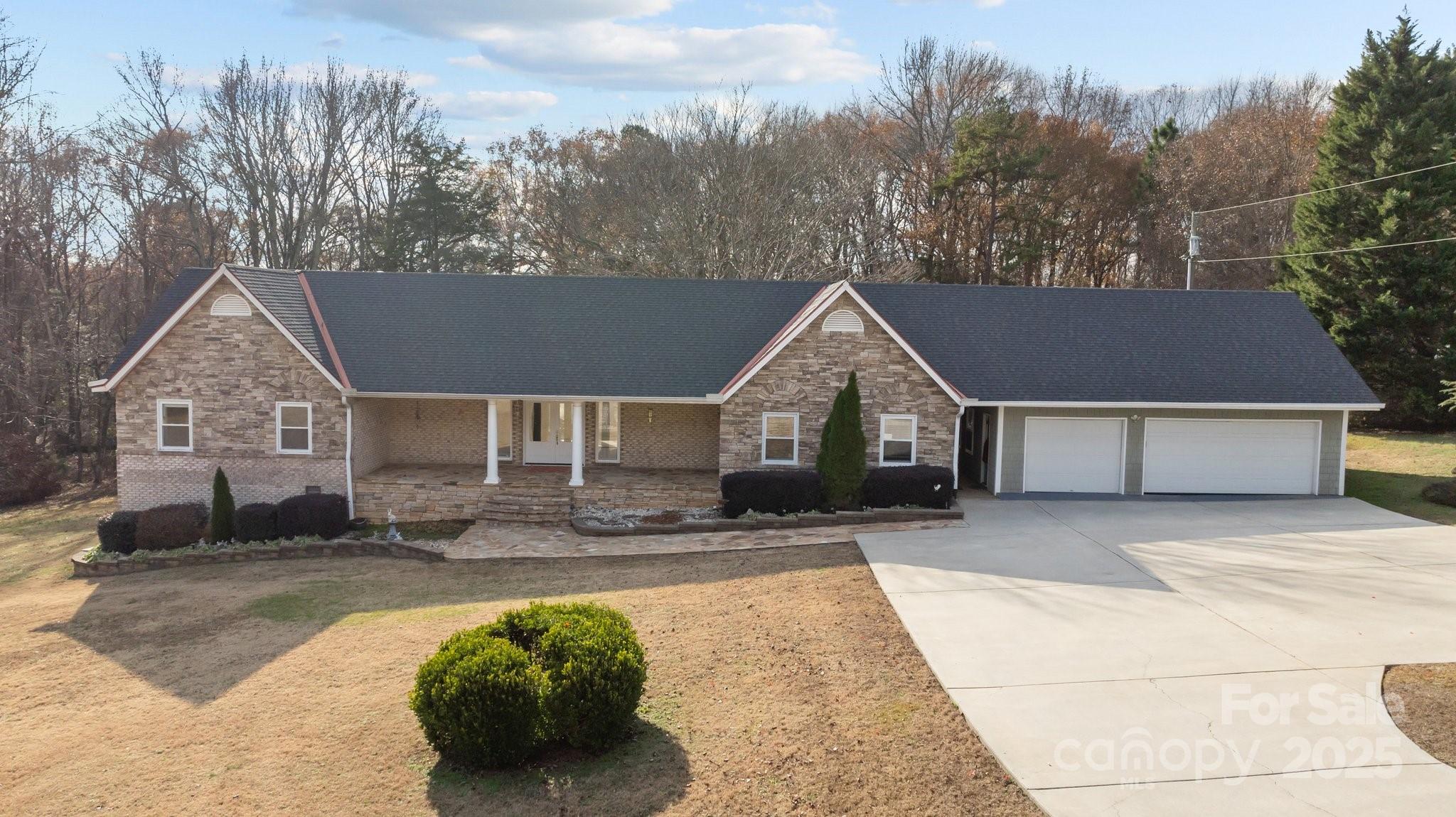 10945 Caroline Acres Road Indian Land, SC 29707 - Photo 4 of 46 Gallery Image 4
