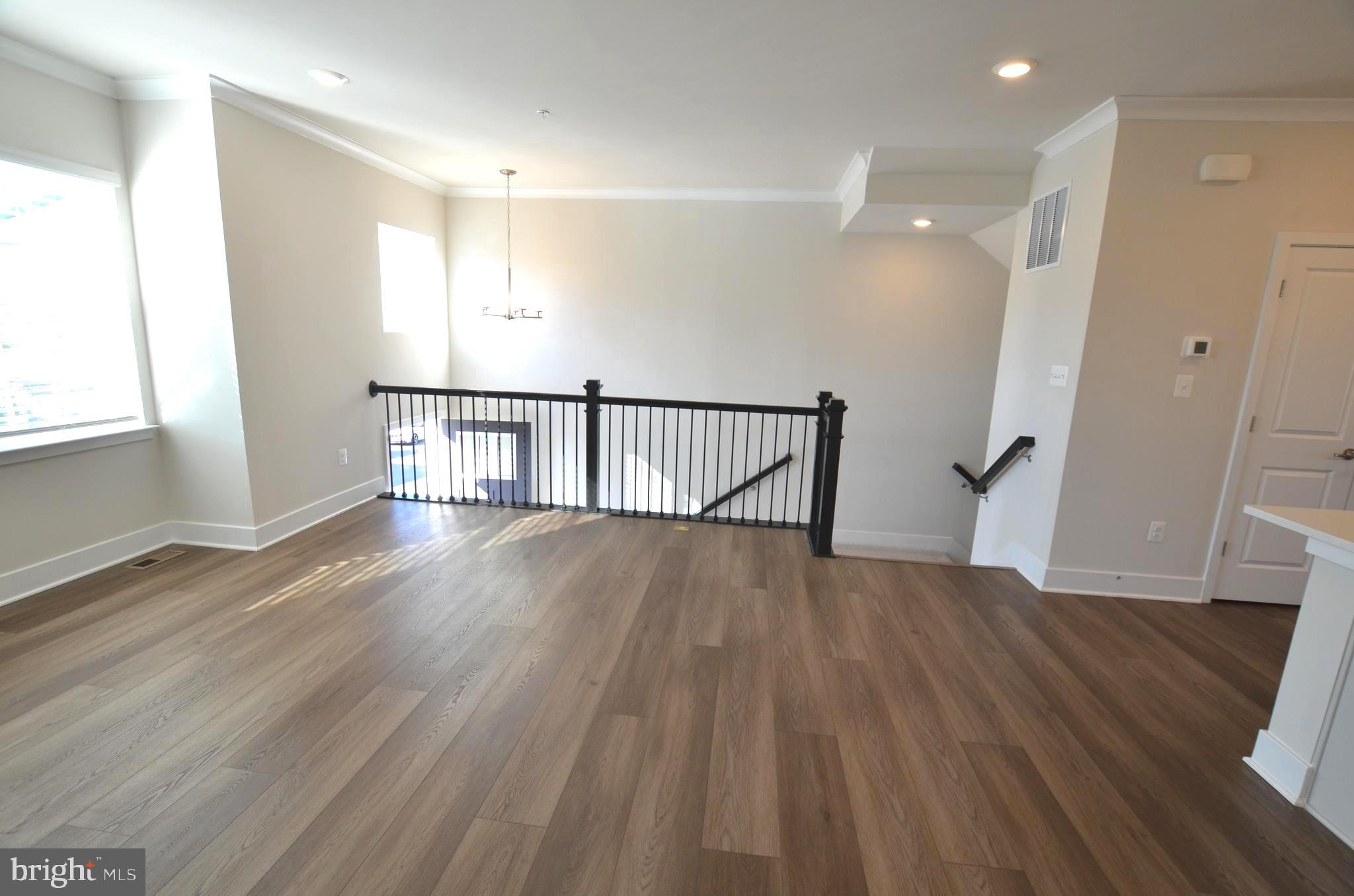 7853 Lebeu Road Baltimore, MD 21244 - Photo 6 of 34