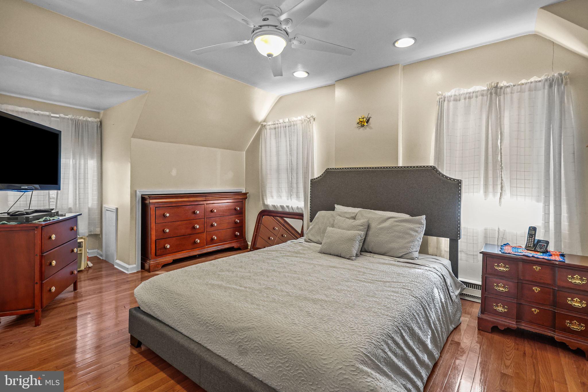 4424 Aberdale Road Philadelphia, PA 19136 - Photo 26 of 30 Bedroom 2