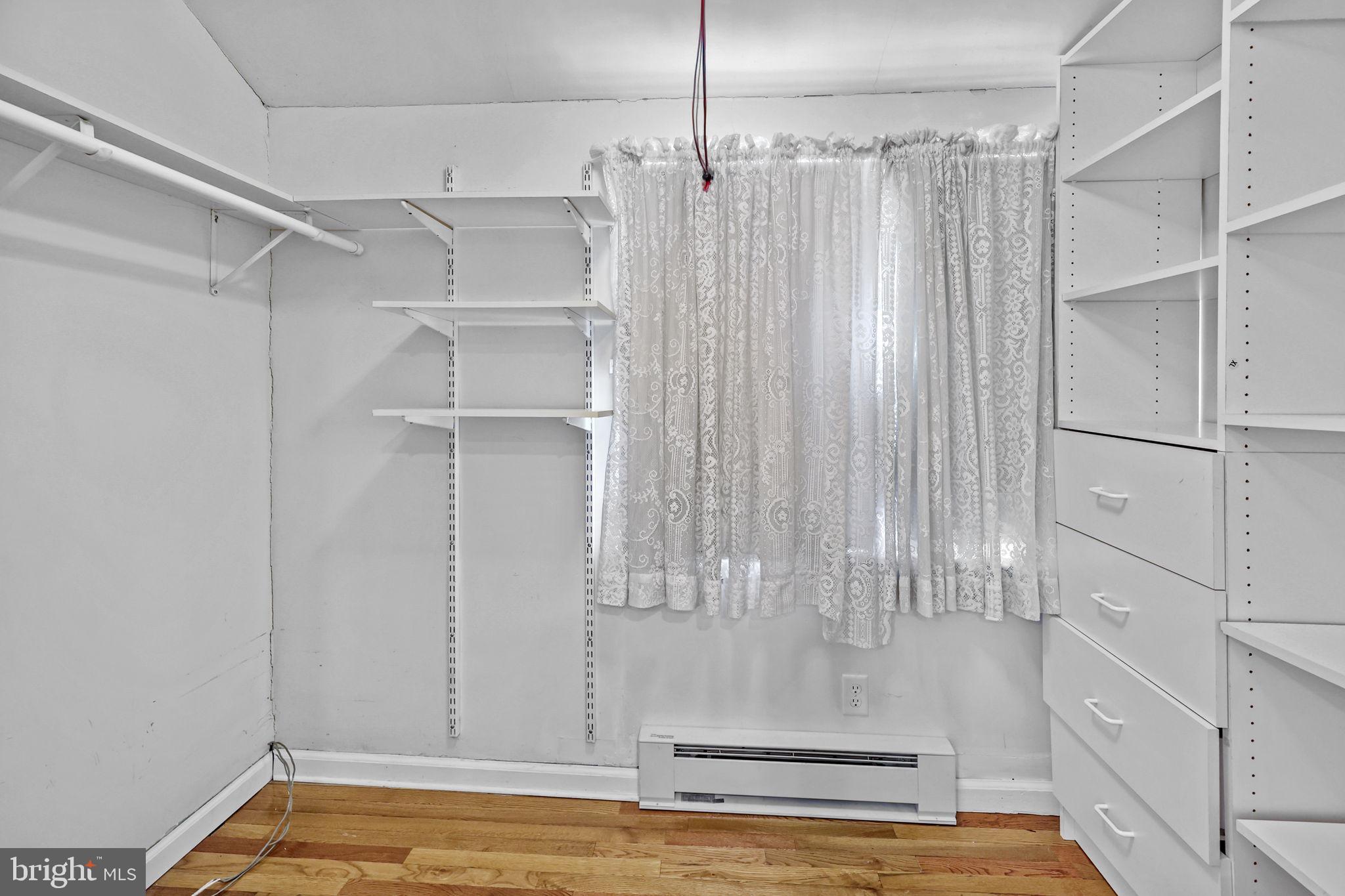 4424 Aberdale Road Philadelphia, PA 19136 - Photo 27 of 30 Bedroom 2 walk in closet