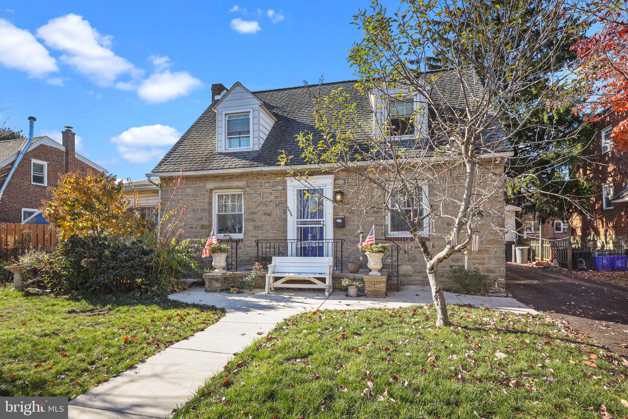 4424 Aberdale Road Philadelphia, PA 19136 - Photo 3 of 30 Gallery Image 3