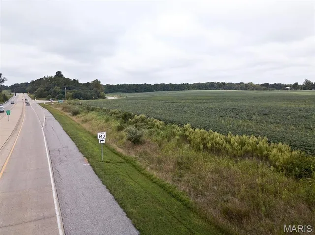 $11,340,000 | 7735 State Route 143, Edwardsville, IL 62025