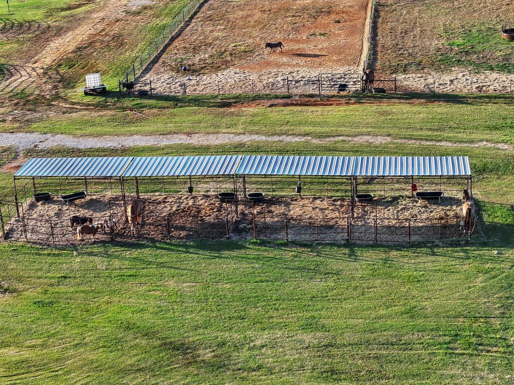 711 County Road 701 Cleburne, TX 76031 - Photo 10 of 37
