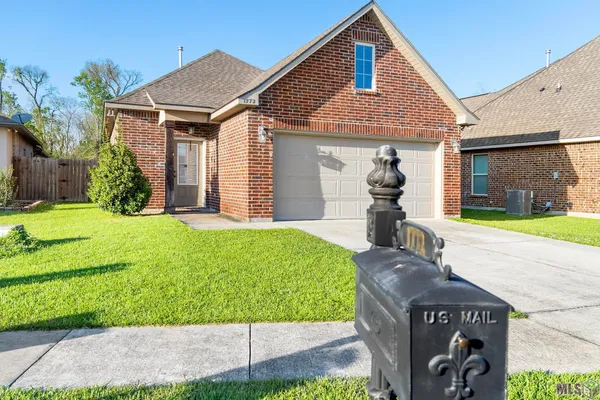 $240,000 | 1772 Shadowbrush Way, St. Gabriel, LA 70776