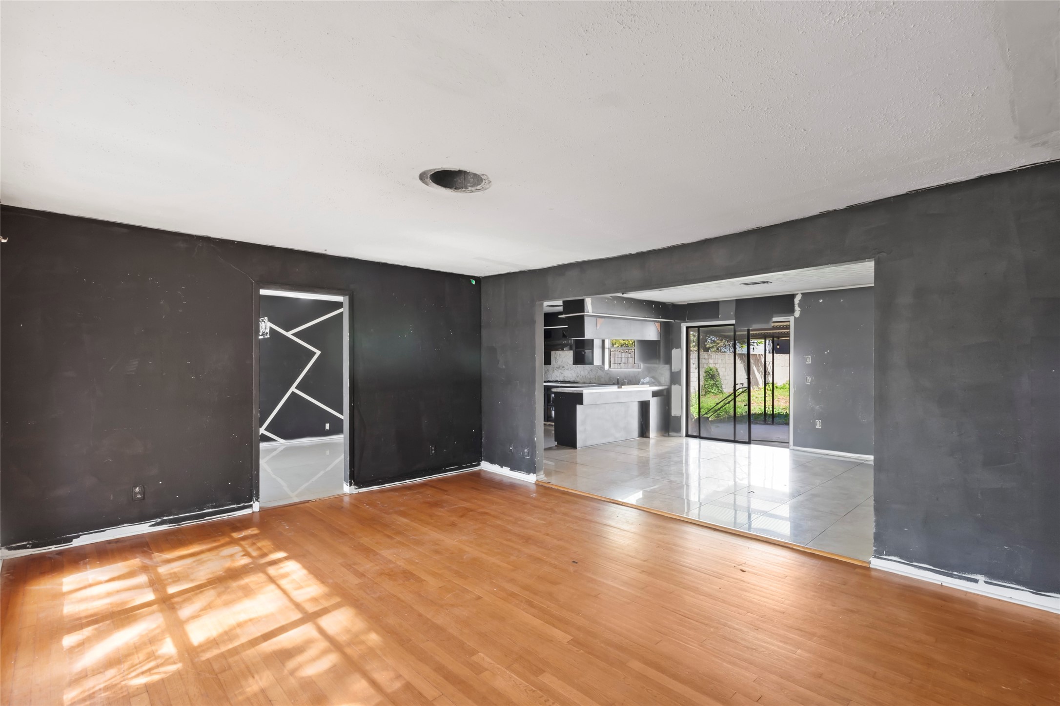 1427 West 22nd Street Houston, TX 77008 - Photo 5 of 23