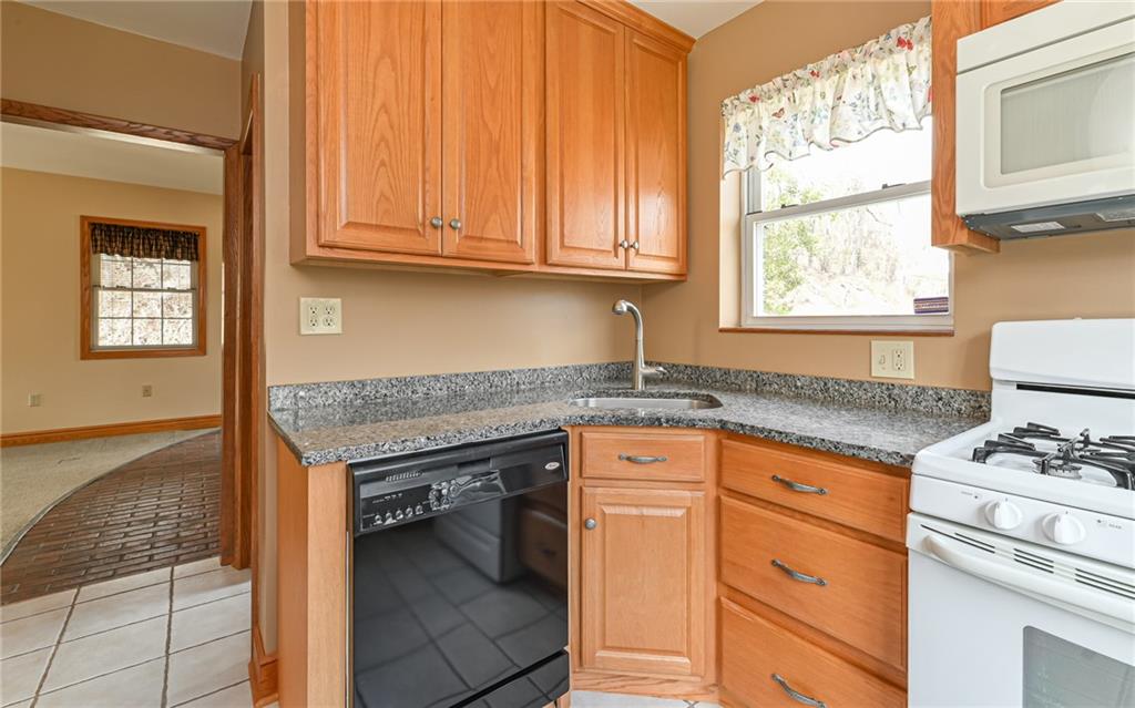 204 Darlington Road Pittsburgh, PA 15229 - Photo 15 of 25 Gallery Image 15