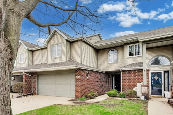 $274,900 | 9424 Van Buren Street, Crown Point, IN 46307