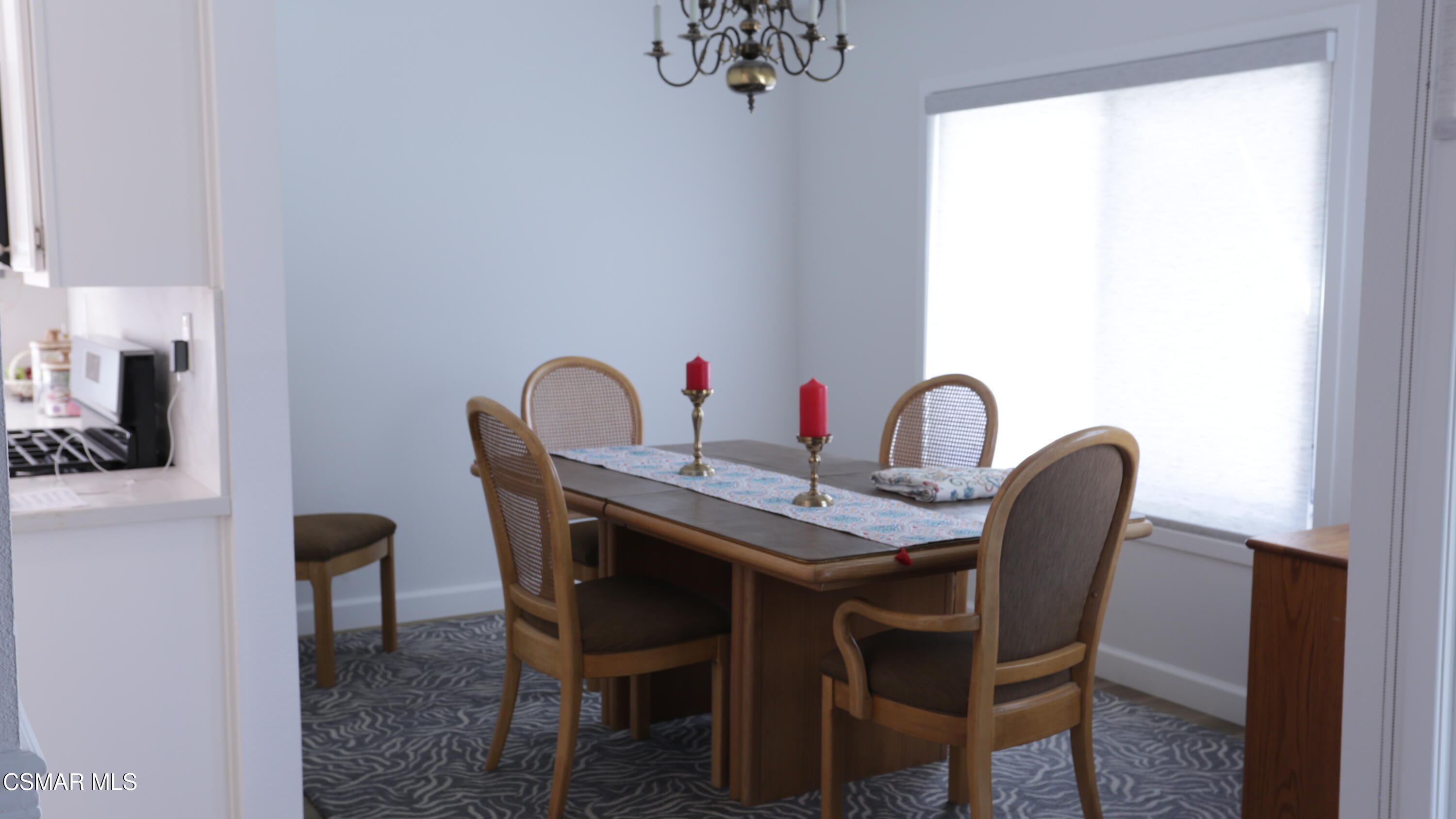 2832 Thicket Place Simi Valley, CA 93065 - Photo 15 of 42 170A4161