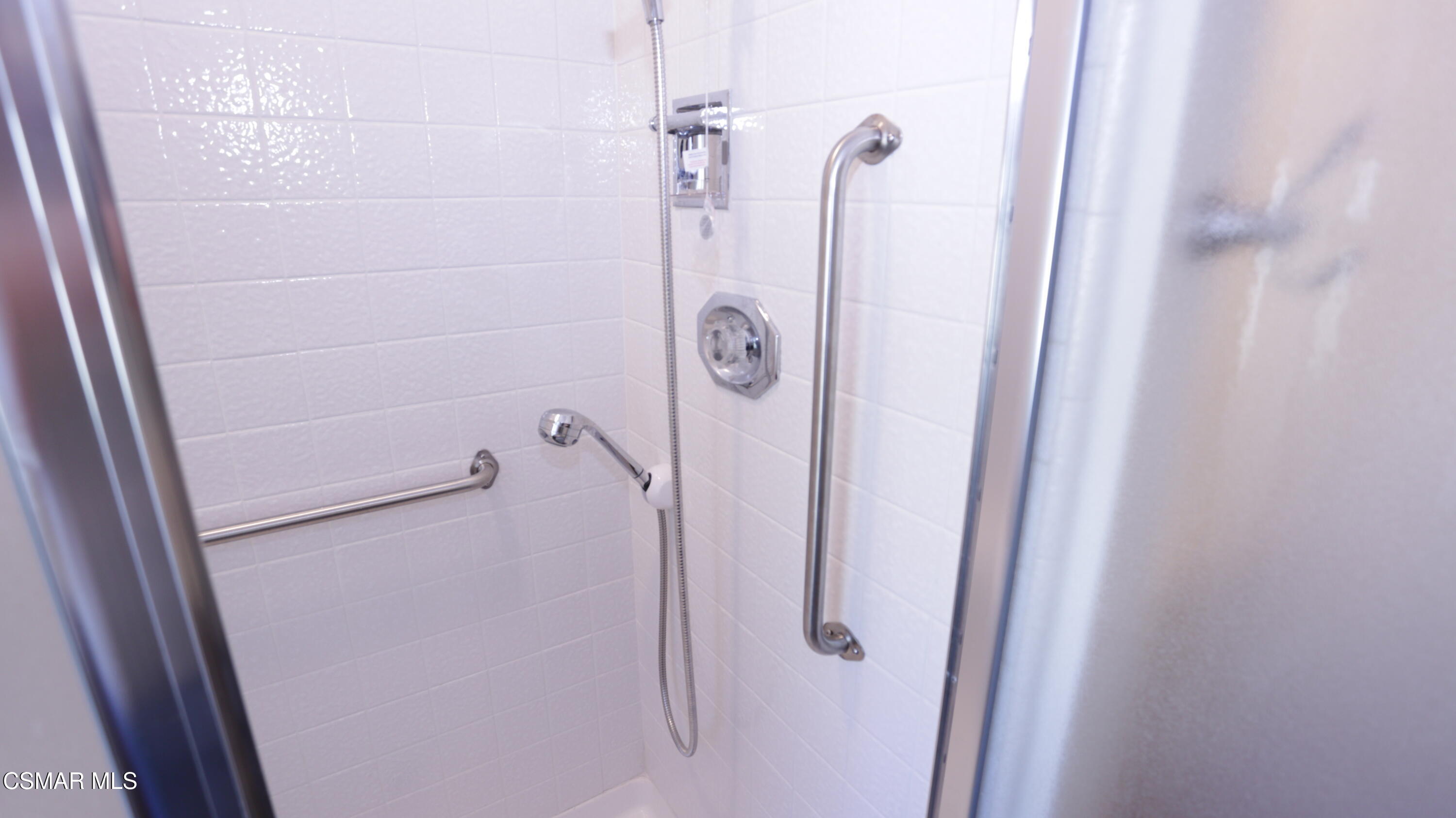 2832 Thicket Place Simi Valley, CA 93065 - Photo 26 of 42 170A4148