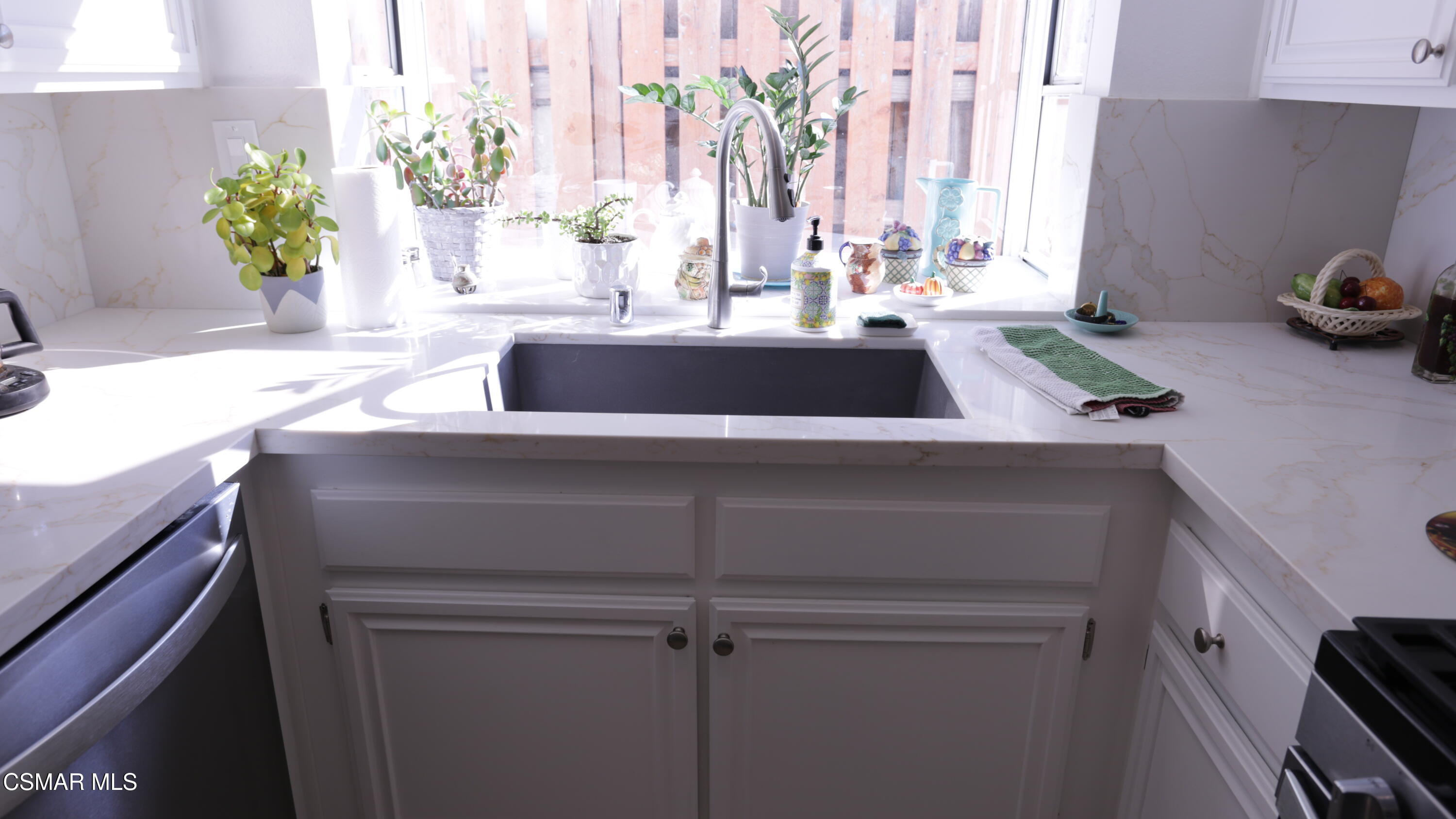 2832 Thicket Place Simi Valley, CA 93065 - Photo 6 of 42 170A4121